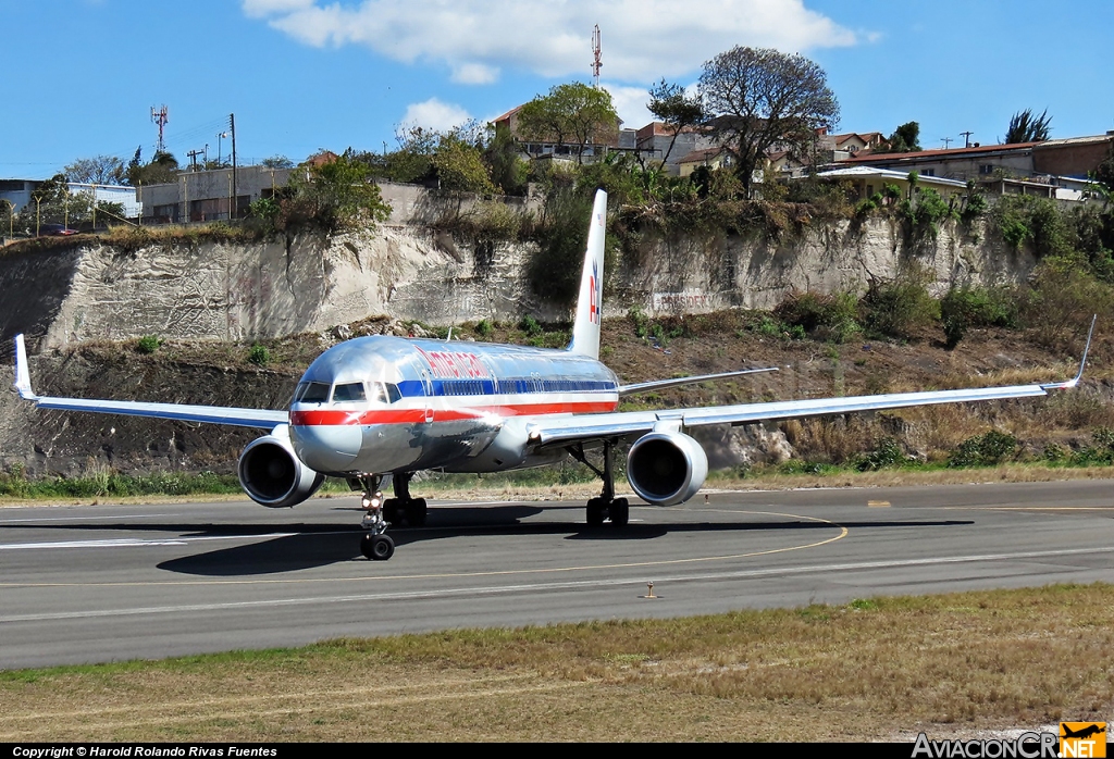 N176AA - Boeing 757-223 - American Airlines