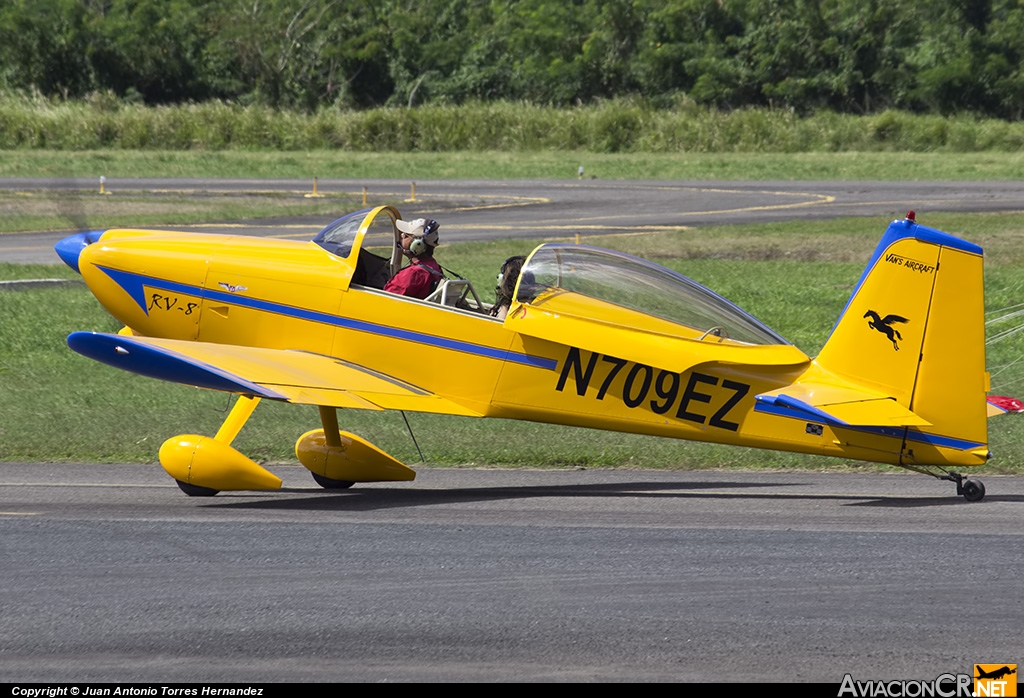 N709EZ - Vans RV-8 - Privado