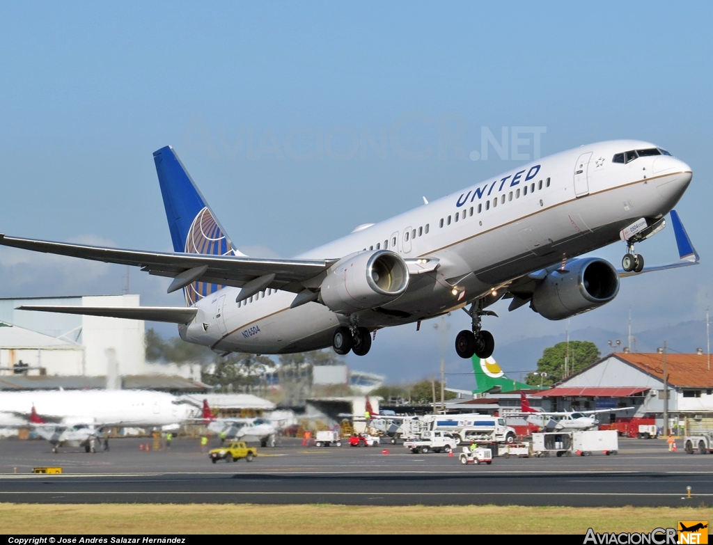 N76504 - Boeing 737-824 - United Airlines
