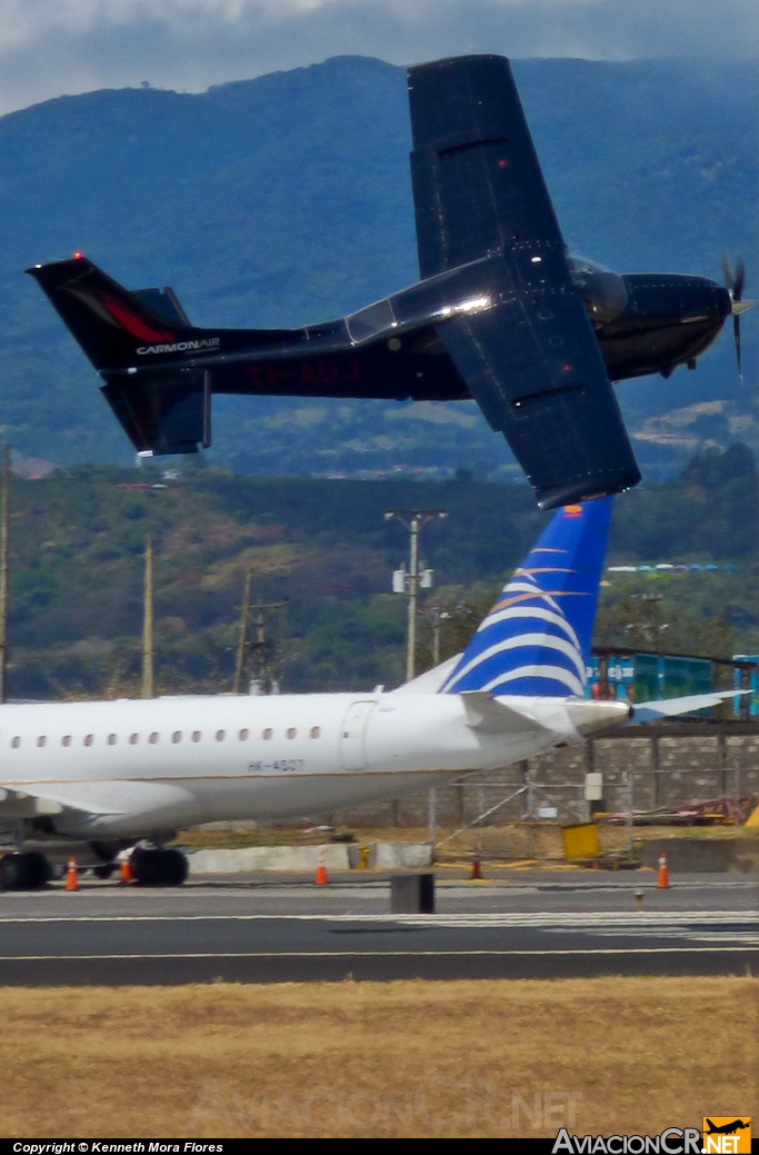 TI-AUJ - Cessna T210M Centurion II - Privado