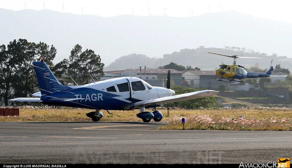 TI-AGR - Piper PA-28-180 Cherokee Challenger - IACA - Instituto Aeronautico Centroamericano