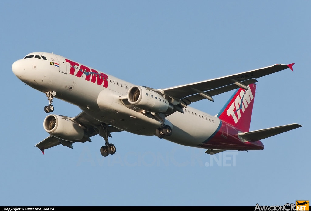 PR-MAZ - Airbus A320-232 - TAM