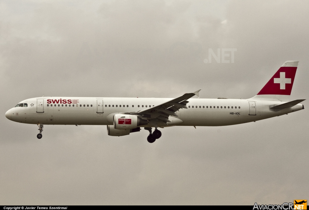 HB-IOL - Airbus A321-111 - Swiss International Air Lines
