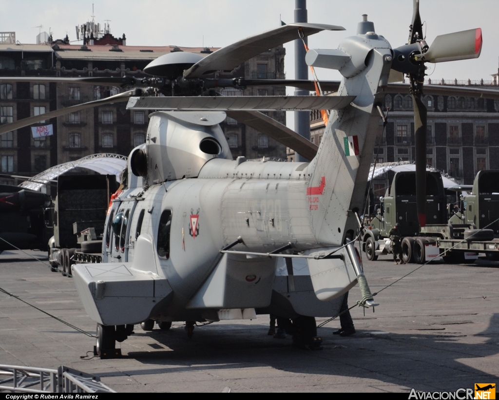 AMHT-230 - Eurocopter EC-725 Cougar Mk2 - Armada de Mexico