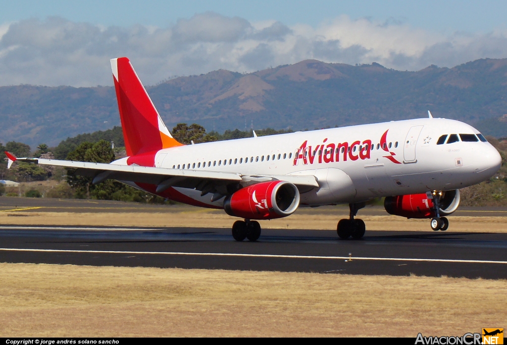 N685TA - Airbus A320-233 - Avianca