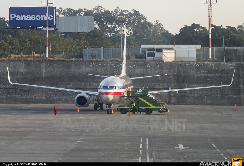 N902AN - Boeing 737-823 - American Airlines