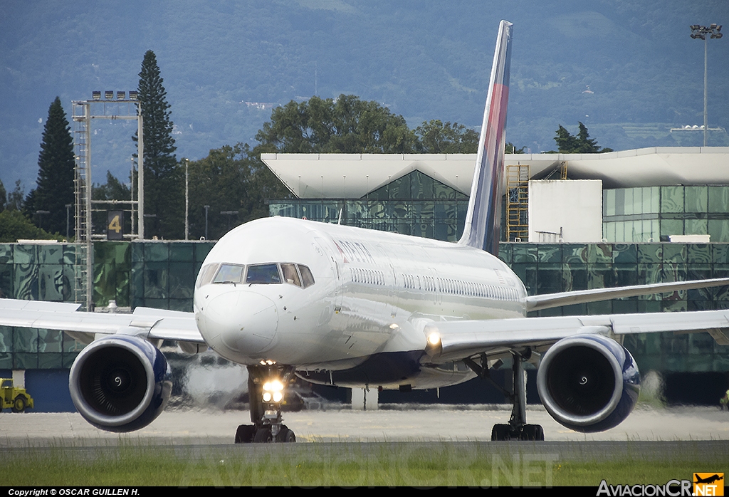 N682DA - Boeing 757-232 - Delta Airlines