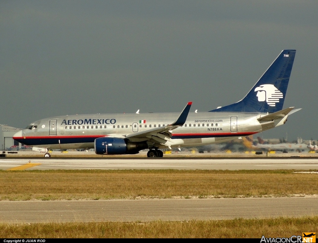 N788XA - Boeing 737-752 - Aeromexico