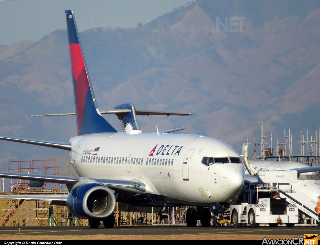 N306DQ - Boeing 737-732 - Delta Airlines