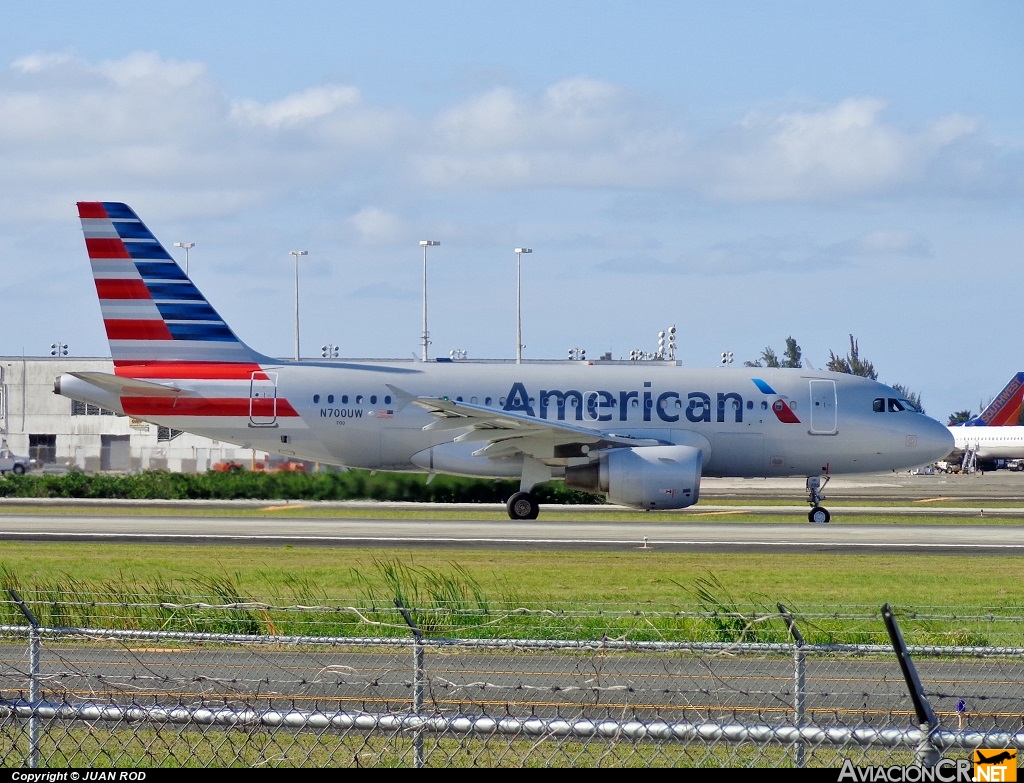 N700UW - Airbus A319-112 - American Airlines