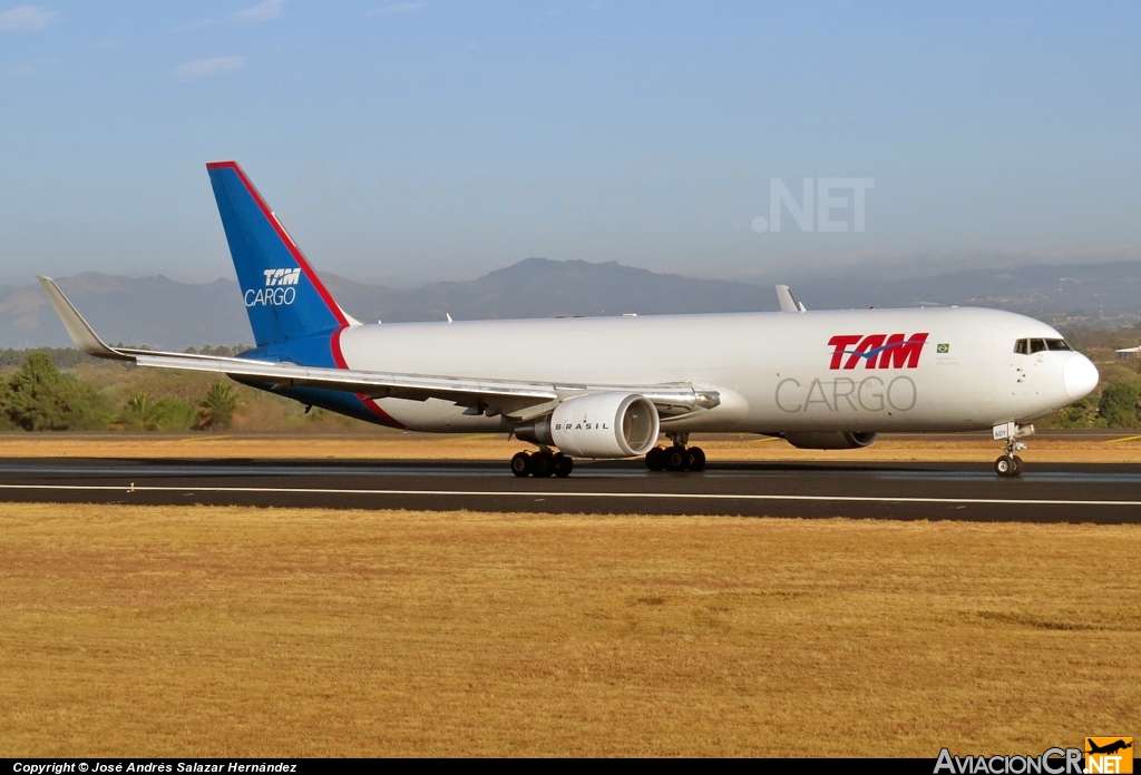 PR-ADY - Boeing 767-316F/ER - TAM CARGO