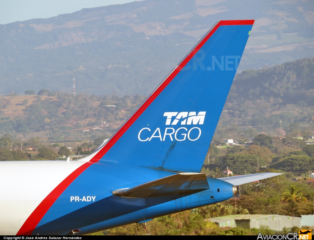 PR-ADY - Boeing 767-316F/ER - TAM CARGO