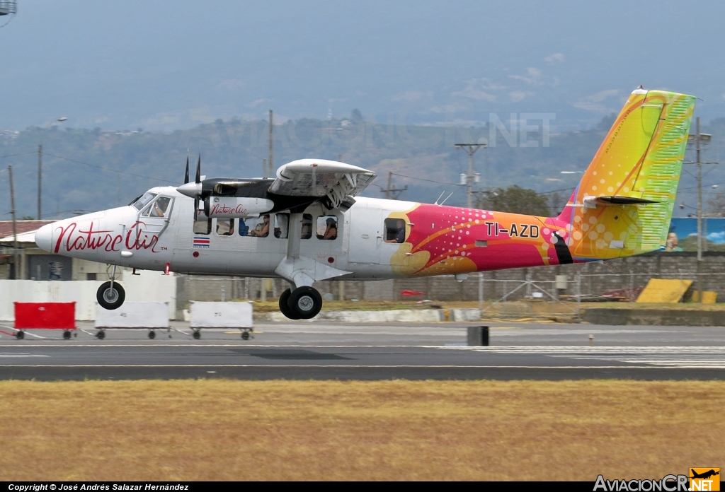 TI-AZD - De Havilland Canada DHC-6-300 Twin Otter - Nature Air