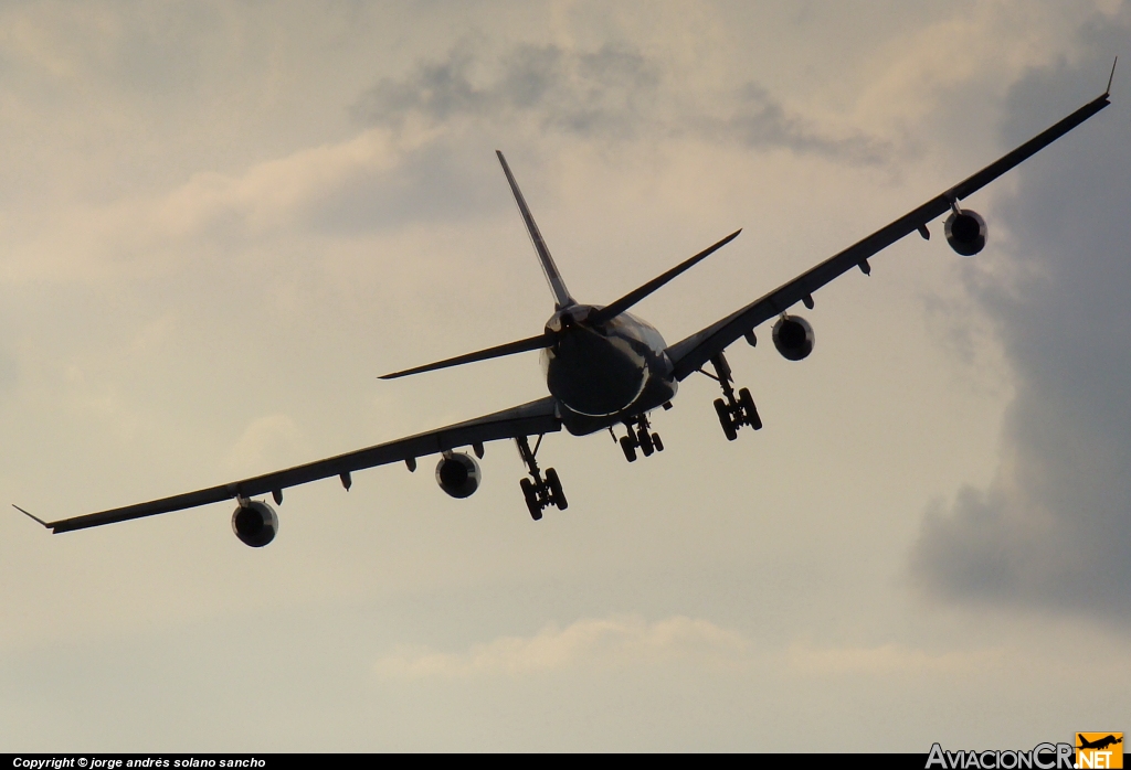 EC-HGV - Airbus A340-313X - Iberia