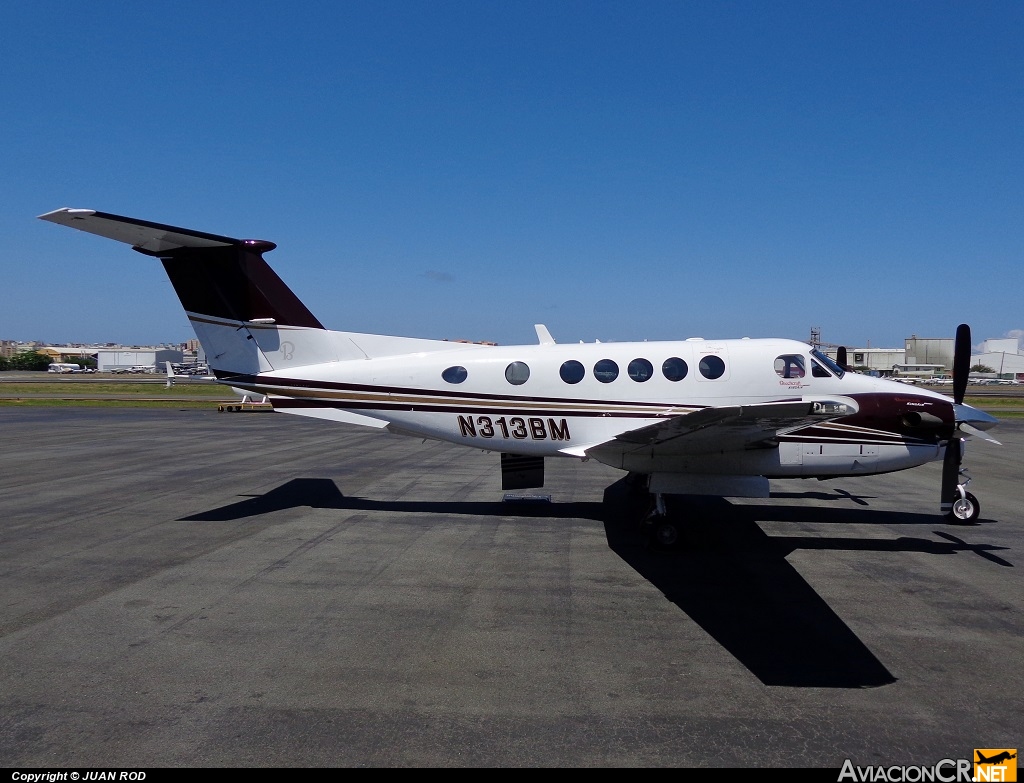 N313BM - Beechcraft Super King Air B200GT - Privado