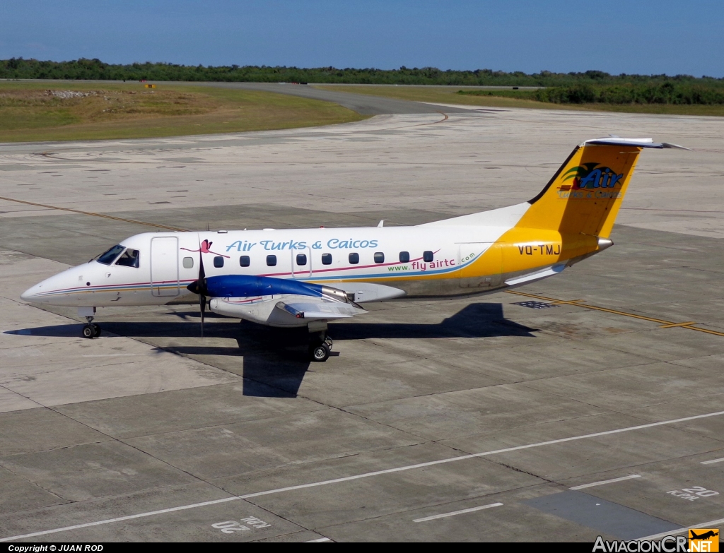 VQ-TMJ - Embraer EMB-120RT Brasilia - Air Turks & Caicos