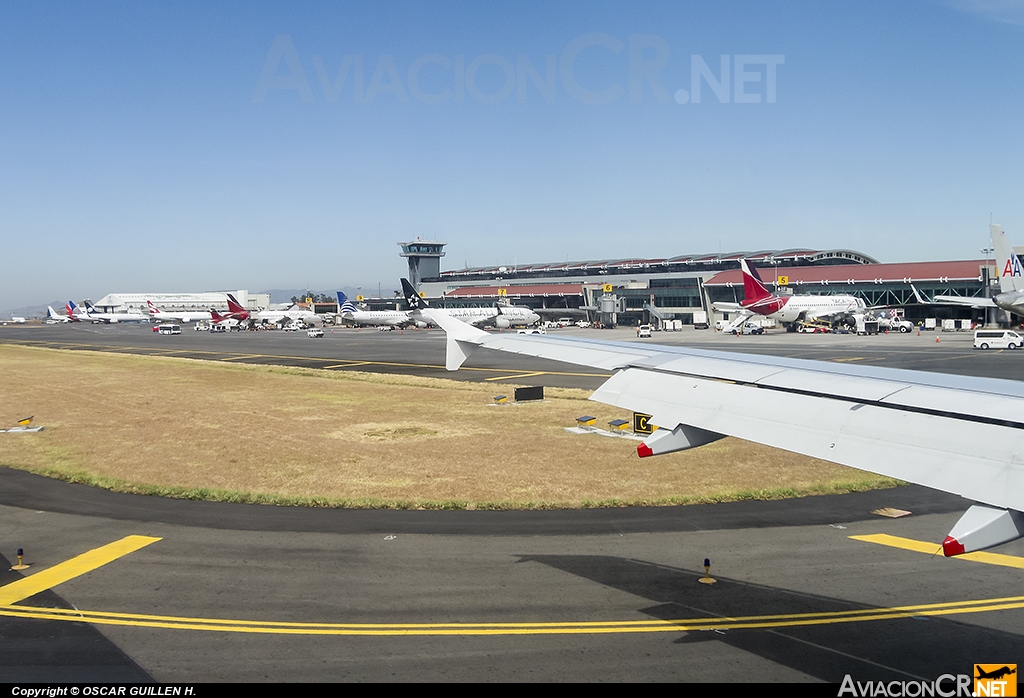 N689TA - Airbus A320-214 - Avianca