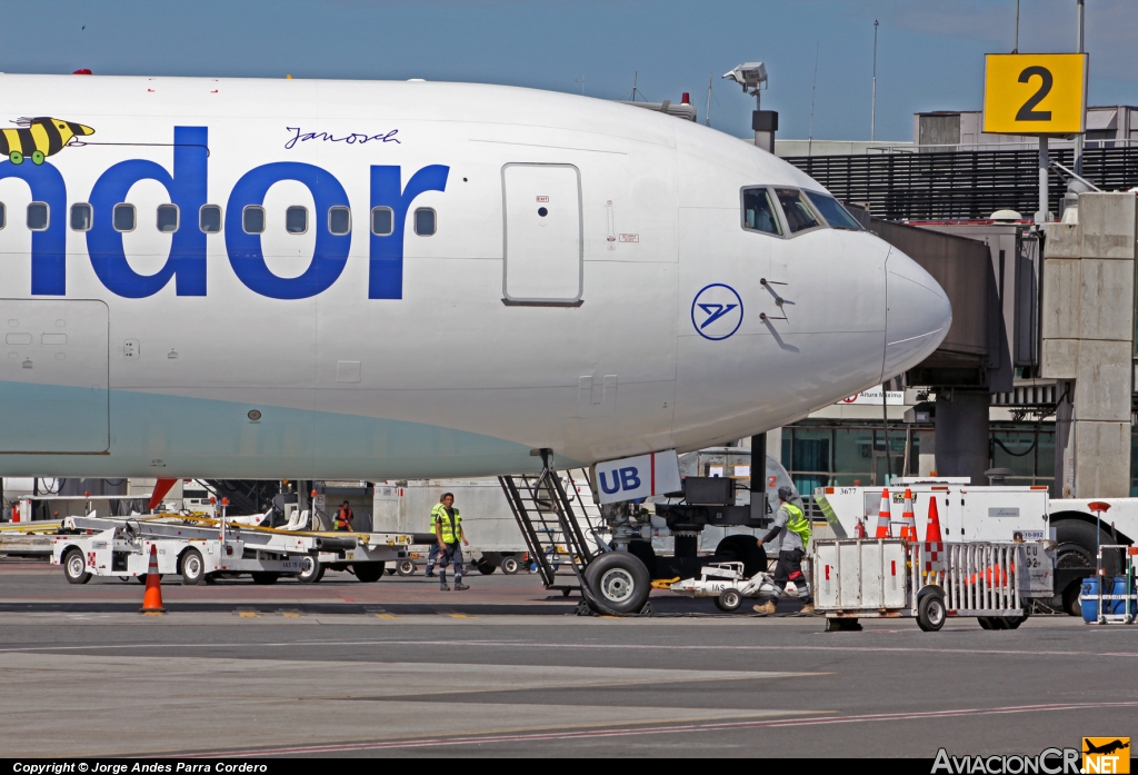 D-ABUB - Boeing 767-330(ER) - Condor