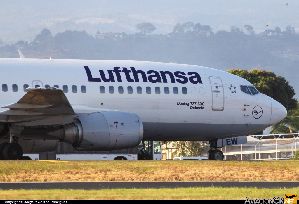 D-ABEW - Boeing 737-330 - Lufthansa