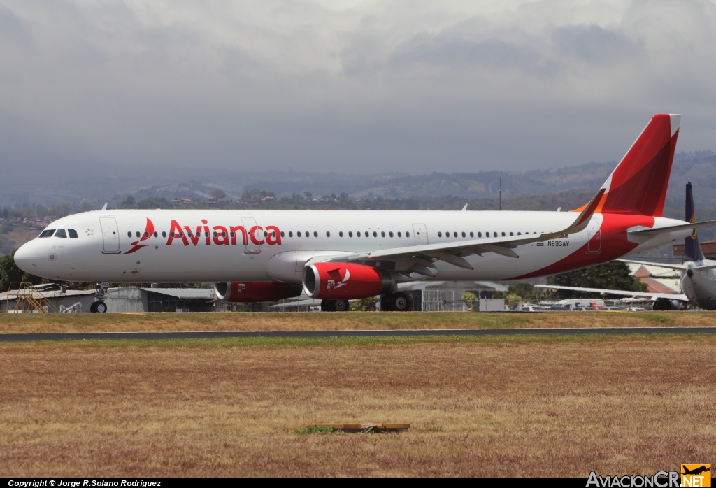 N693AV - Airbus A321-231 - Avianca