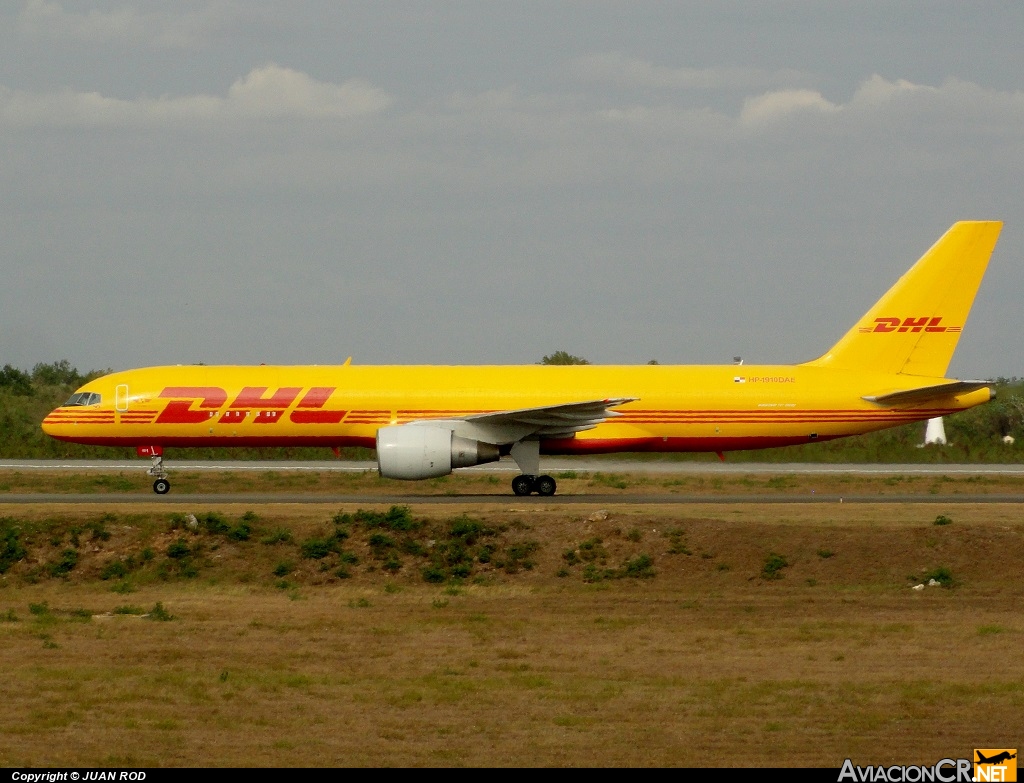 HP-1910DAE - Boeing 757-27A(SF) - DHL Aero Expreso