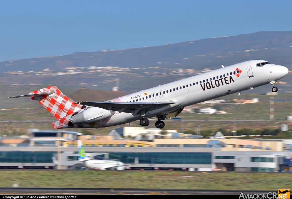 EI-EXJ - Boeing 717-2BL - Volotea