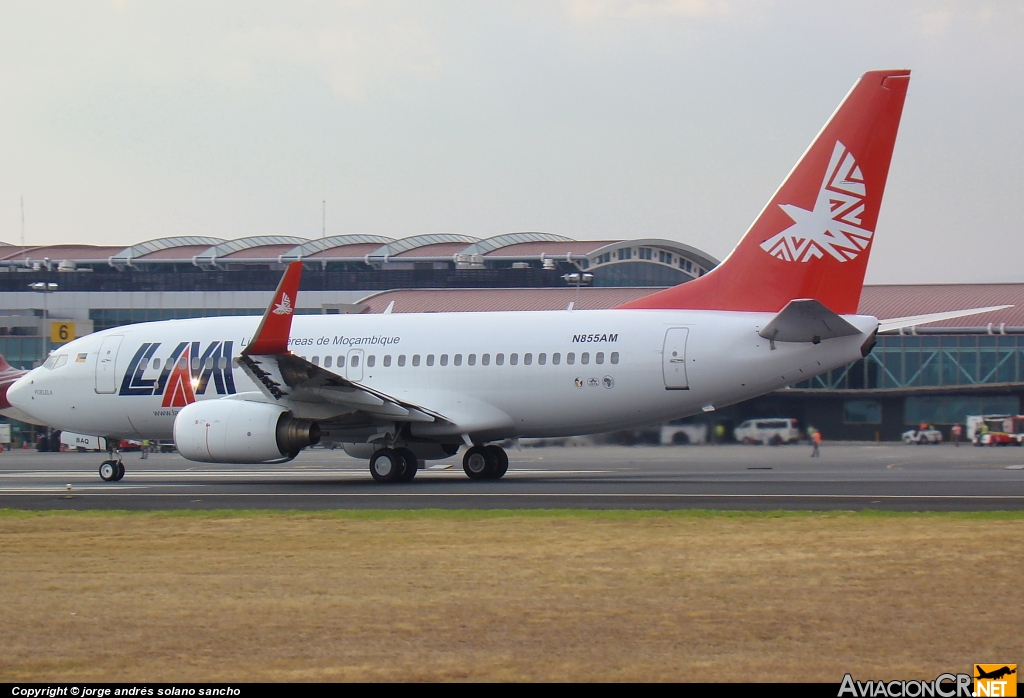 N855AM - Boeing 737-752 - LAM Linhas Aéreas de Mocambique