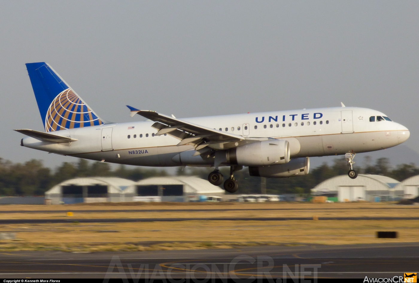 N832UA - Airbus A319-131 - United Airlines