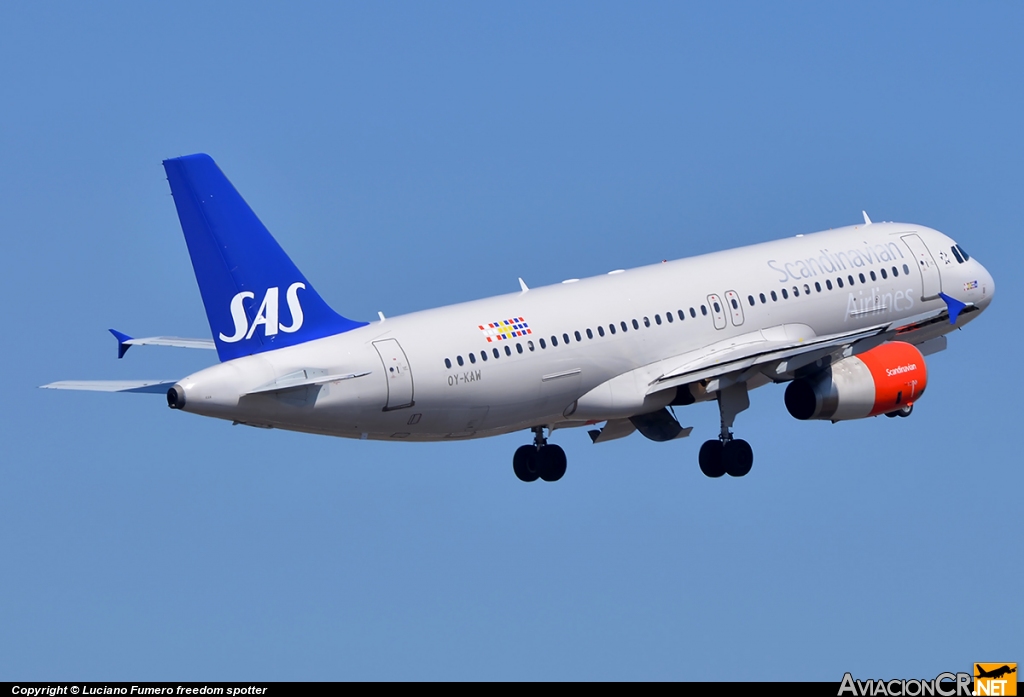 OY-KAW - Airbus A320-232 - Scandinavian Airlines (SAS)