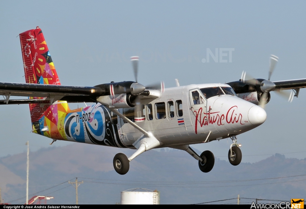 TI-BDZ - De Havilland Canada DHC-6-300 Twin Otter/VistaLiner - Nature Air
