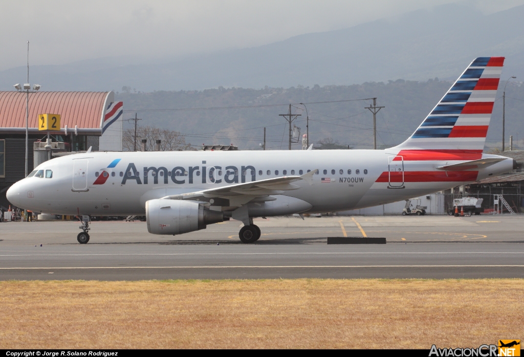 N700UW - Airbus A319-112 - American Airlines