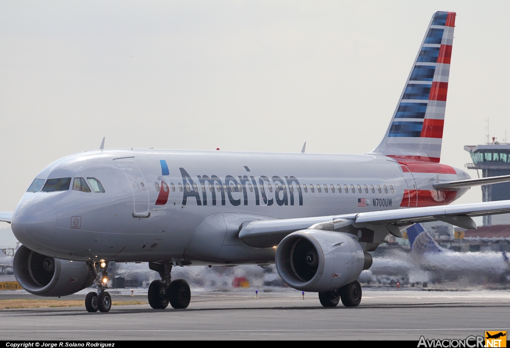 N700UW - Airbus A319-112 - American Airlines