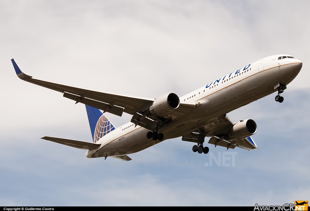 N667UA - Boeing 767-322/ER - United Airlines