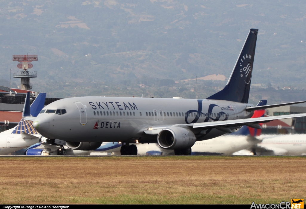 N3761R - Boeing 737-832 - Delta Air Lines