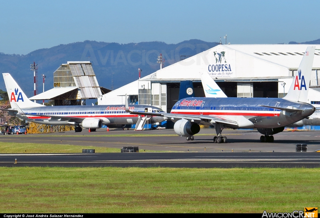 N639AA - Boeing 757-223 - American Airlines