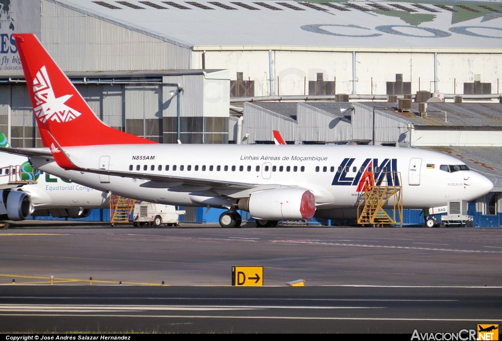 N855AM - Boeing 737-752 - LAM Mozambique