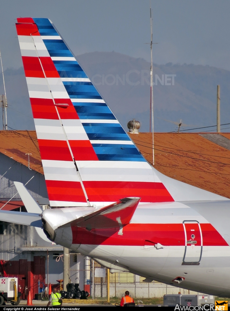 N974AN - Boeing 737-823 - American Airlines