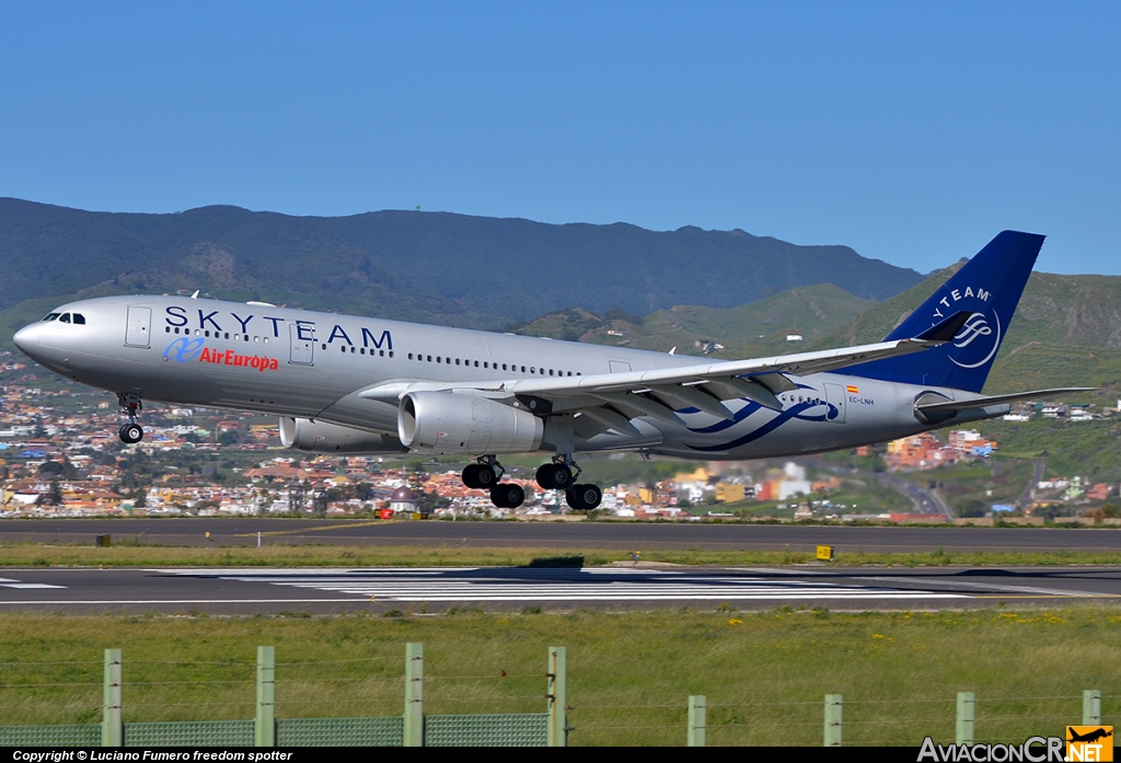 EC-LNH - Airbus A330-243 - Air Europa
