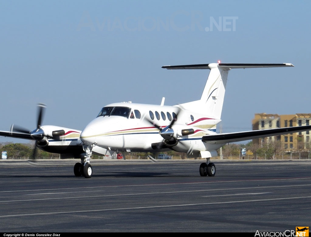 TI-TCT - Beechcraft Super King Air B200 - Privado (Teletica)