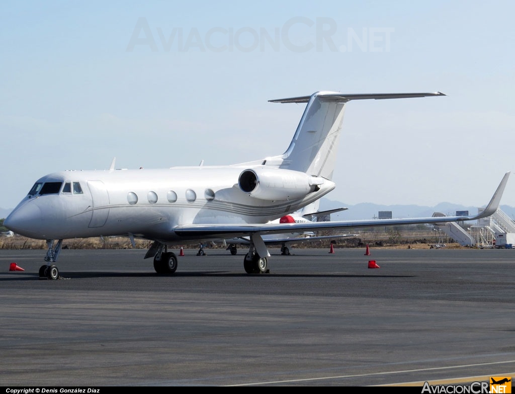 N2000 - Grumman G-159 Gulfstream G-I - Privado