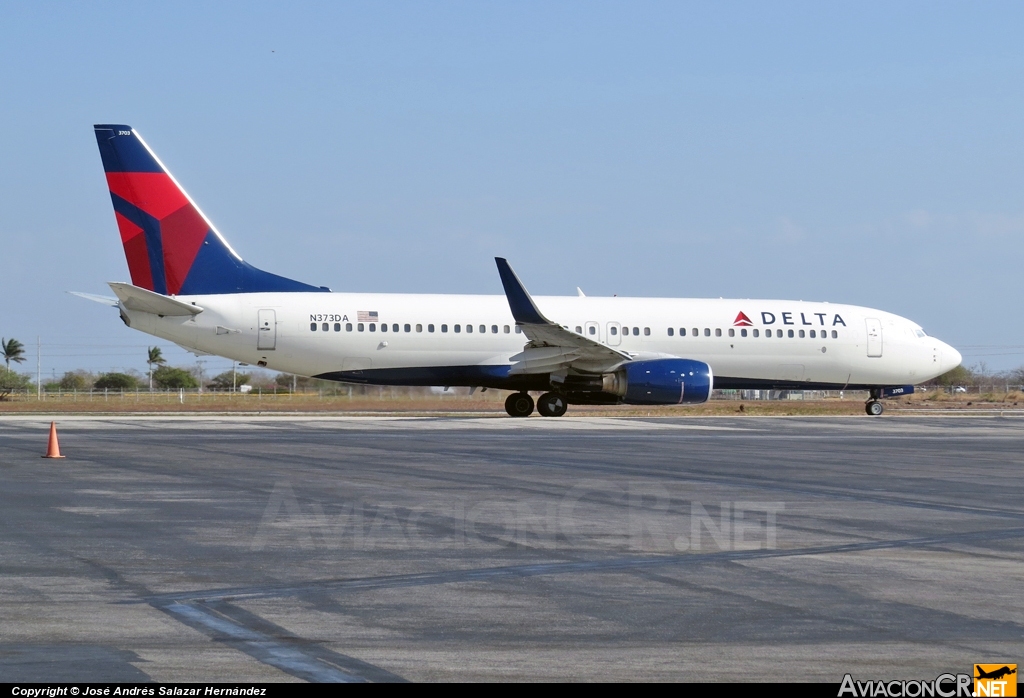 N373DA - Boeing 737-832 - Delta Airlines