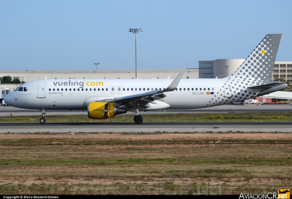 EC-LVU - Airbus A320-214 - Vueling