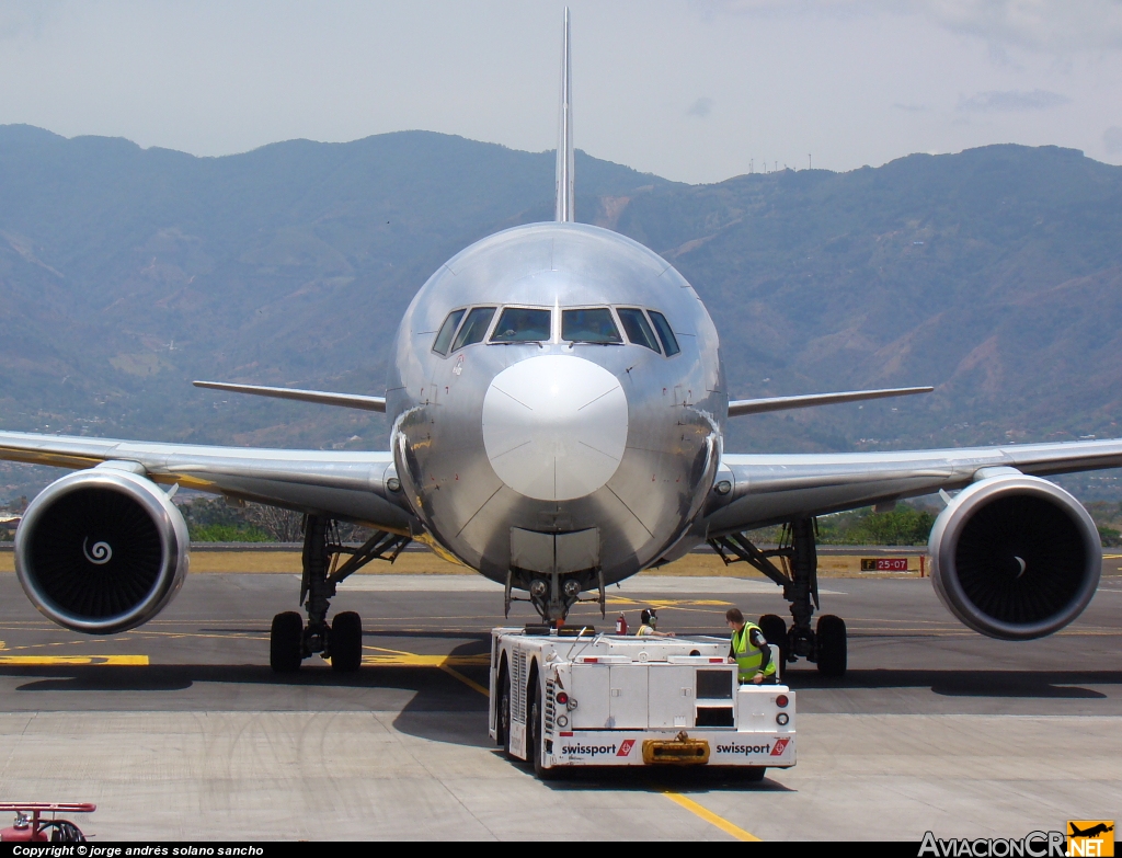 N422LA - Boeing 767-346F/ER - Florida West