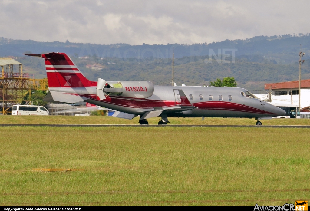 N160AJ - Learjet 60 - Privado (Aviation West Charters)