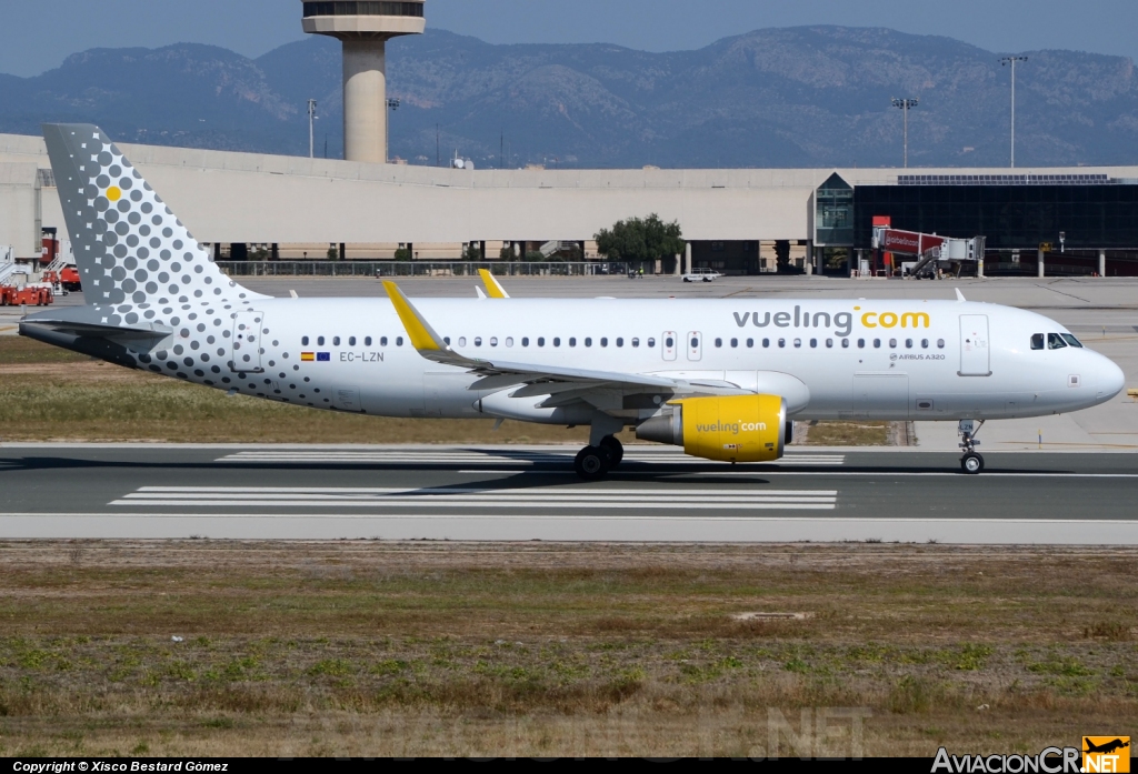 EC-LZN - Airbus A320-214 - Vueling