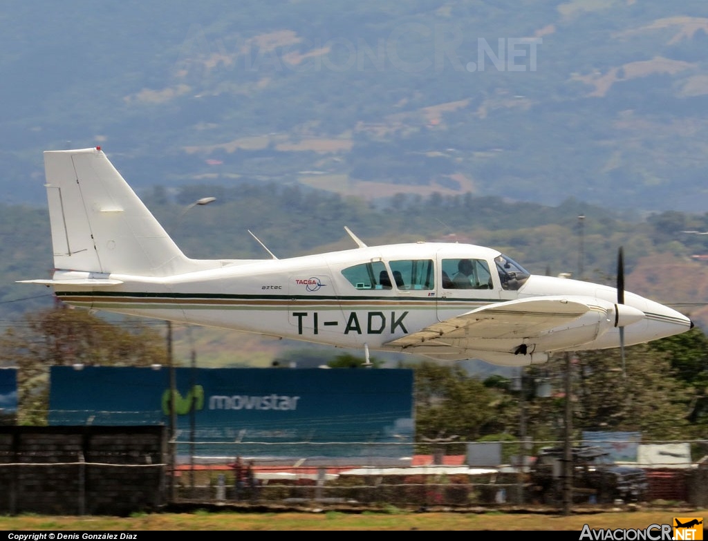 TI-ADK - Piper PA-23-250 Aztec C - TACSA