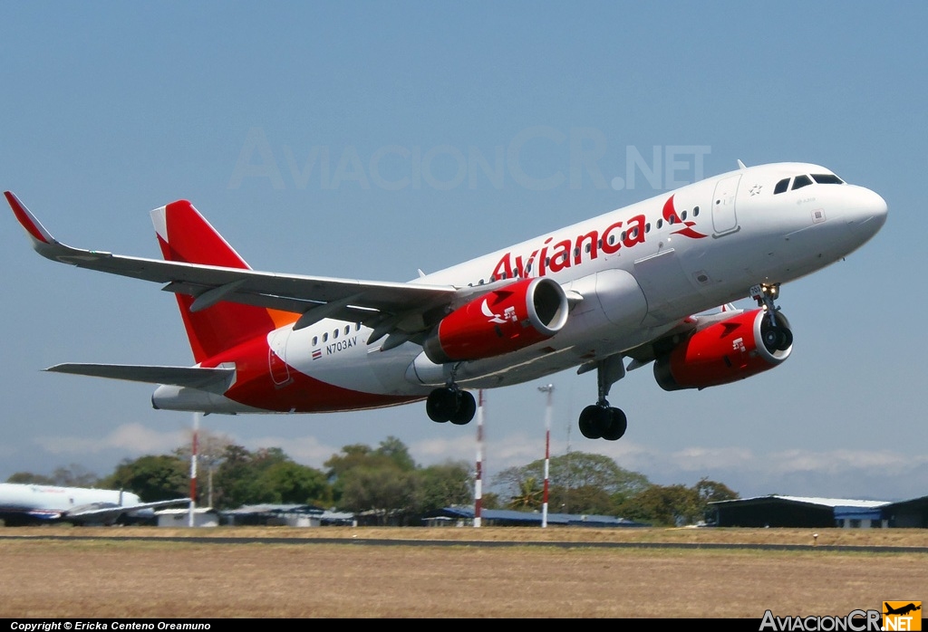 N703AV - Airbus A319-132 - Avianca