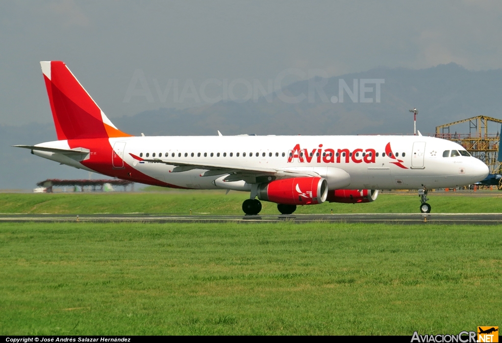 N685TA - Airbus A320-233 - Avianca