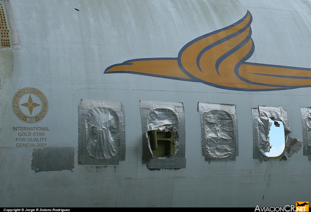 YV-32C - McDonnell Douglas MD-80 (DC-9-80) - Aeropostal