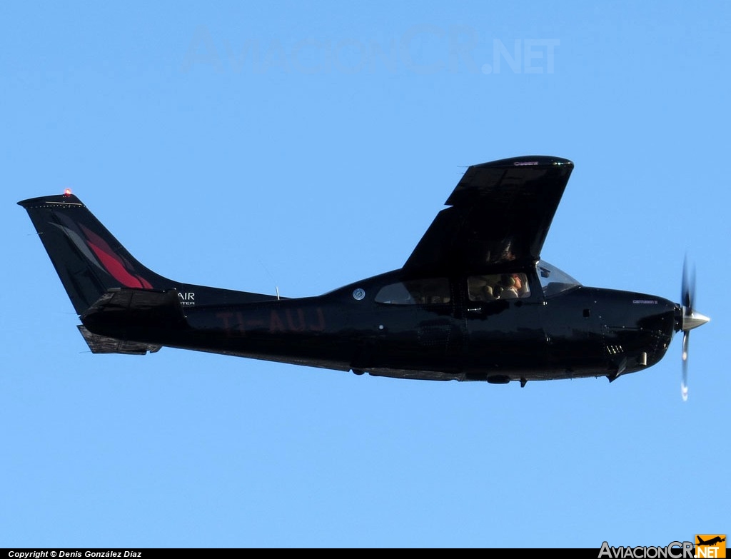 TI-AUJ - Cessna T210M Centurion II - Privado